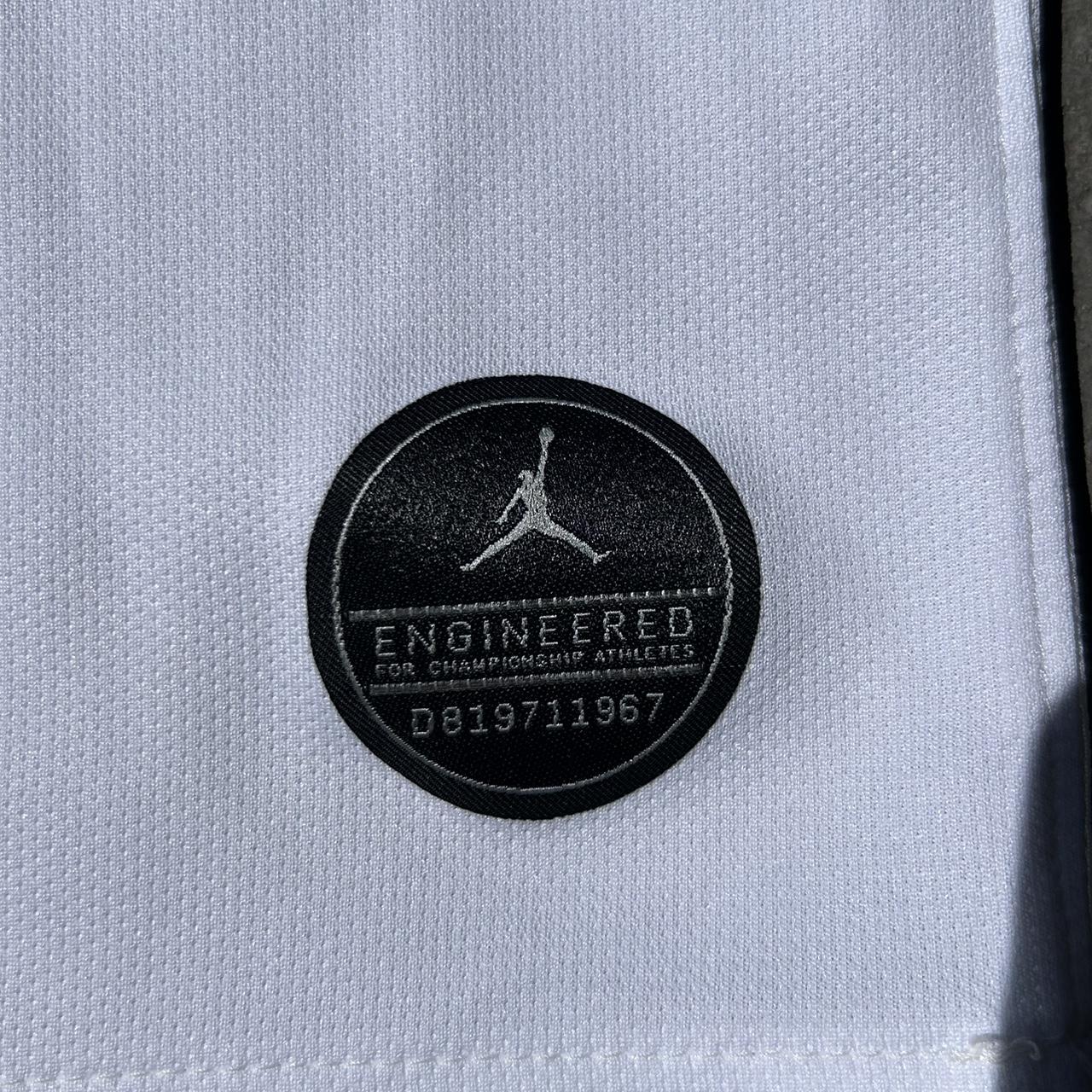 Jordan Men's White and Black T-shirt (4)