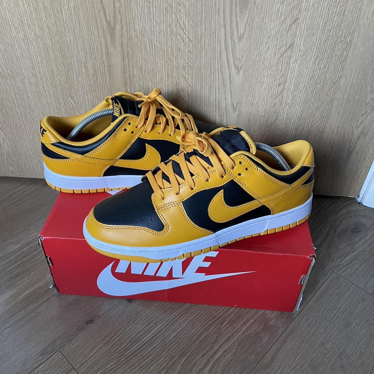 mens yellow nike trainers