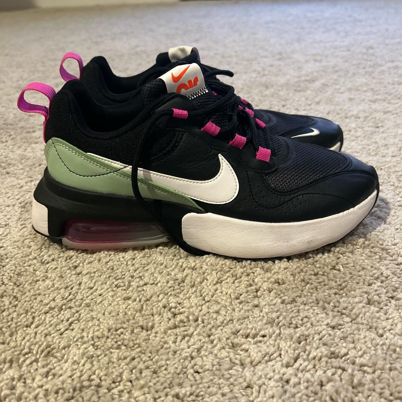 womens nike vintage trainers