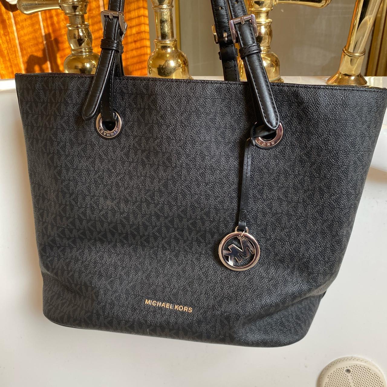 Used Michael Kors Bag, Luxury, Bags & Wallets on Carousell