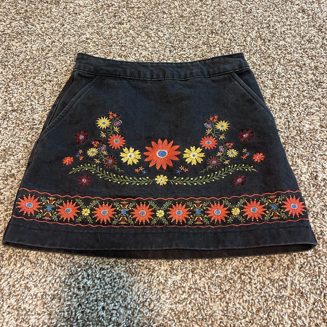 forever 21 embroidered black denim skirt with