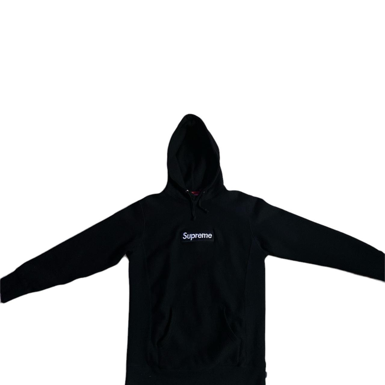 Like New Supreme box logo hoodie(black). Great... - Depop