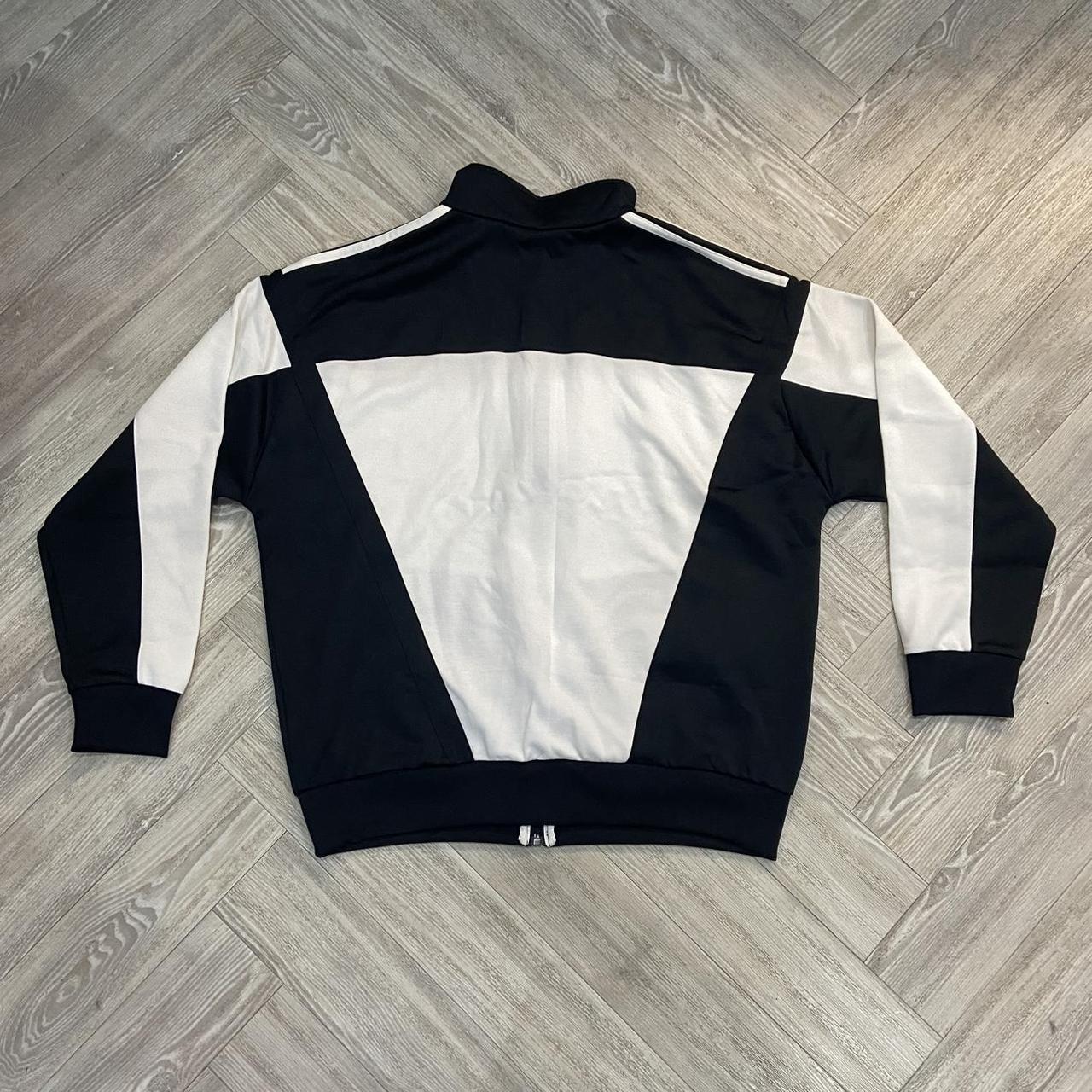 Adidas Originals Men's Black and White Jacket | Depop