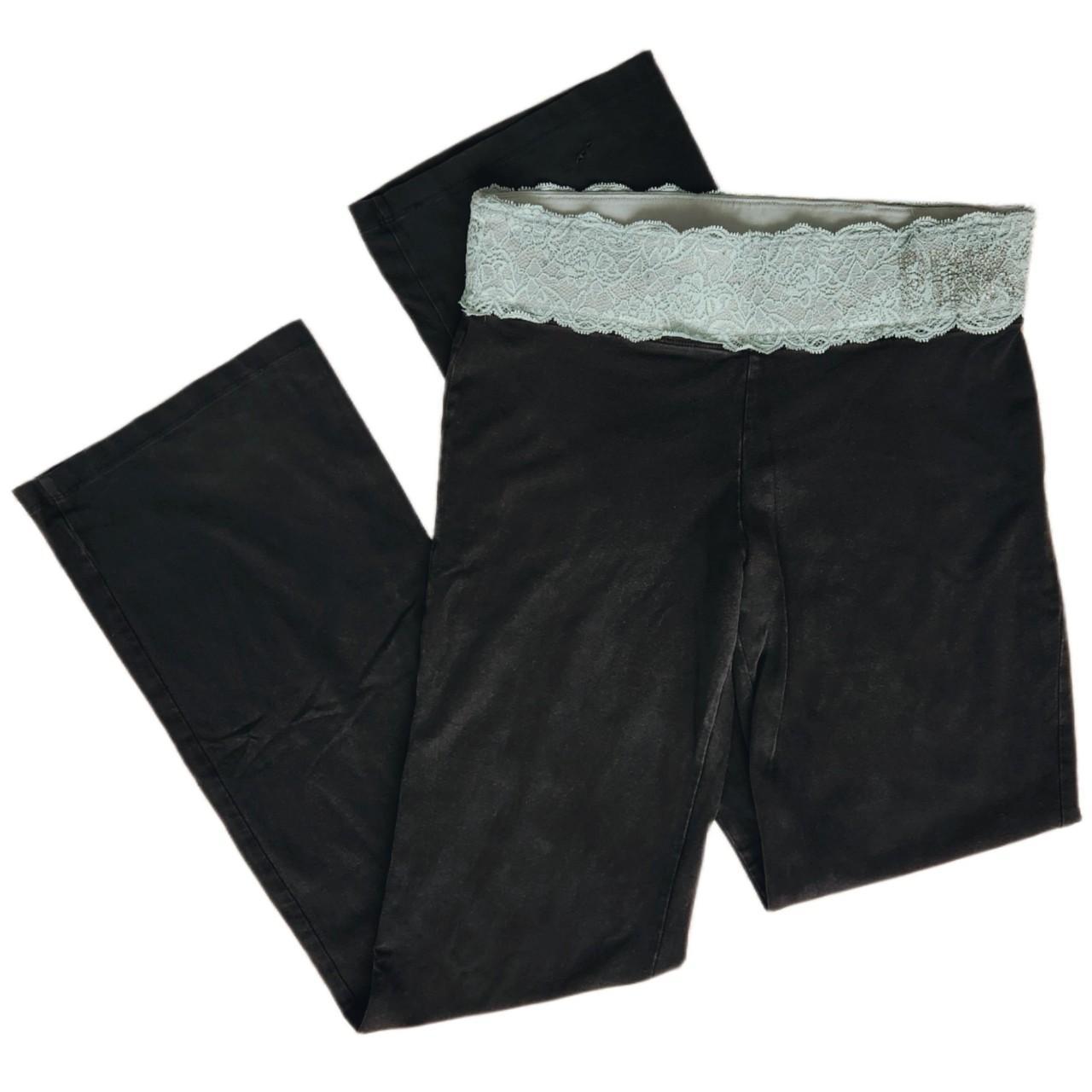 Cotton On 3/4 length black and grey yoga pants size - Depop