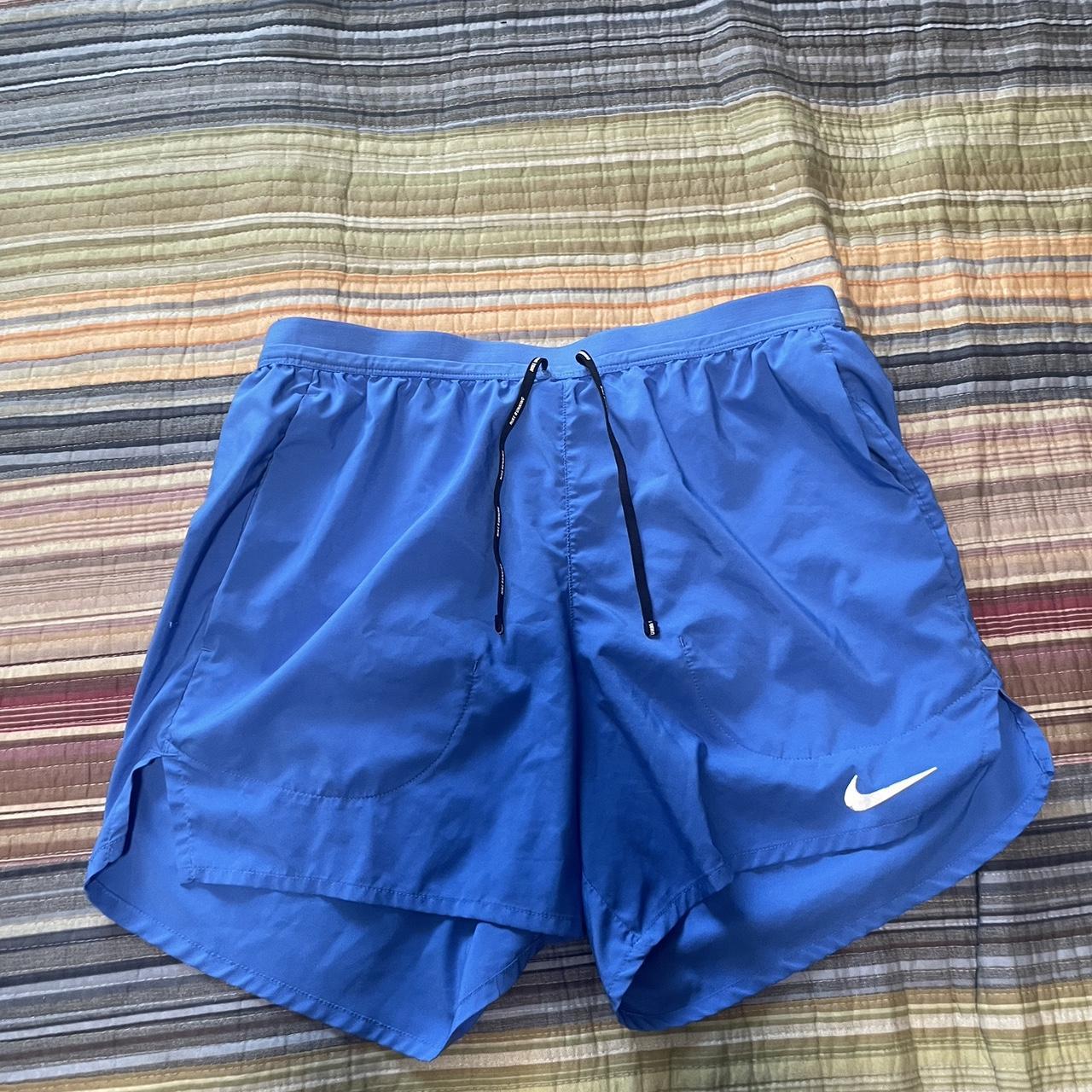 Men’s Nike running shorts Size M - Depop