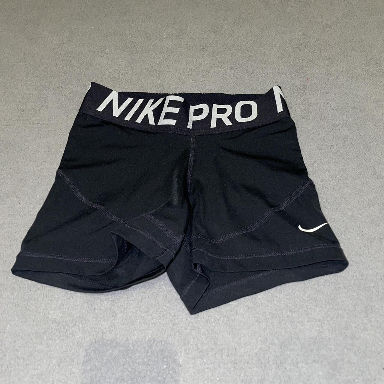 xs nike pro shorts