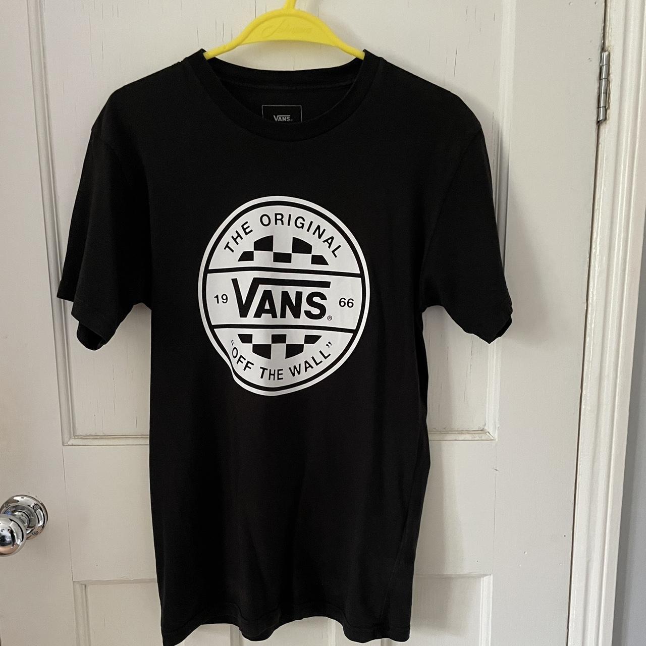 Vans Men's Black and White T-shirt | Depop