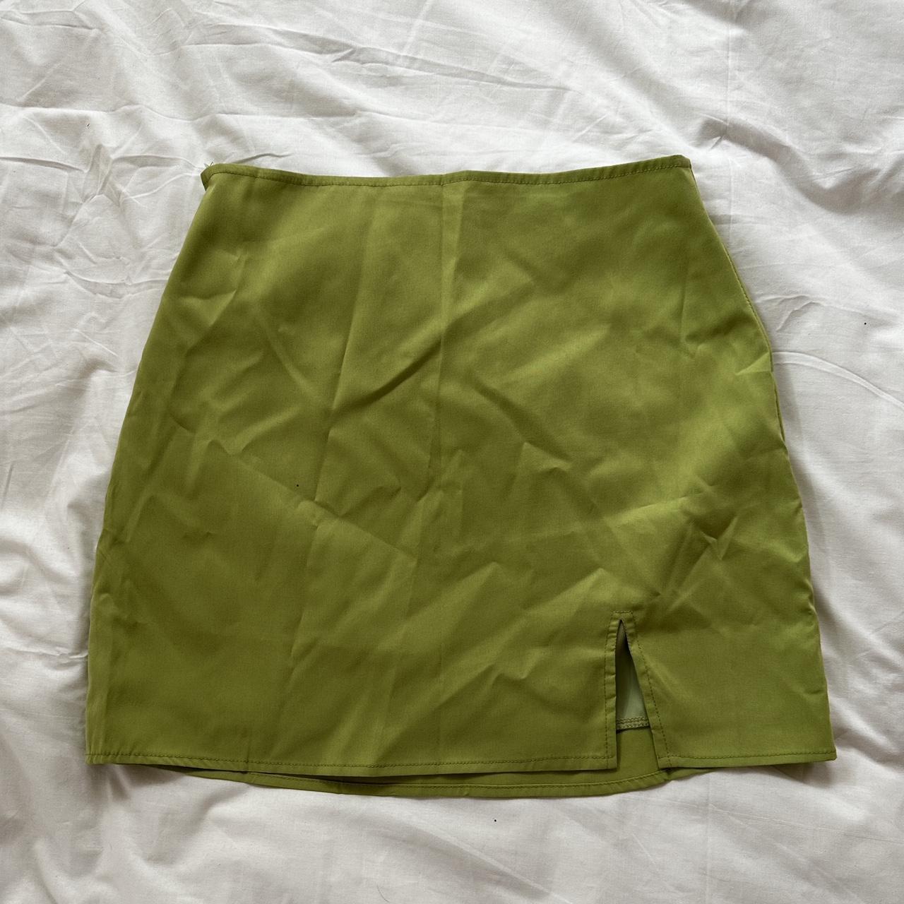 SHEIN Women's Green Skirt | Depop