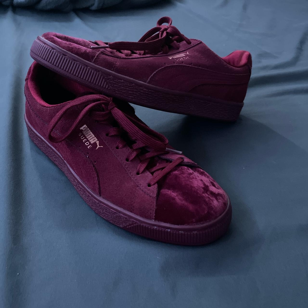 Purple and best sale gold puma shoes