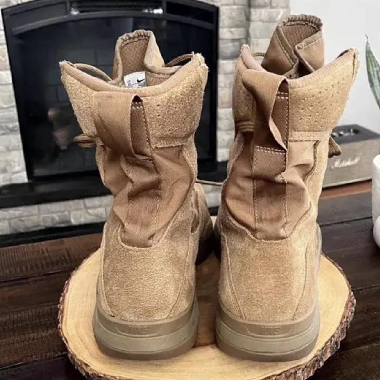 tan nike boots men