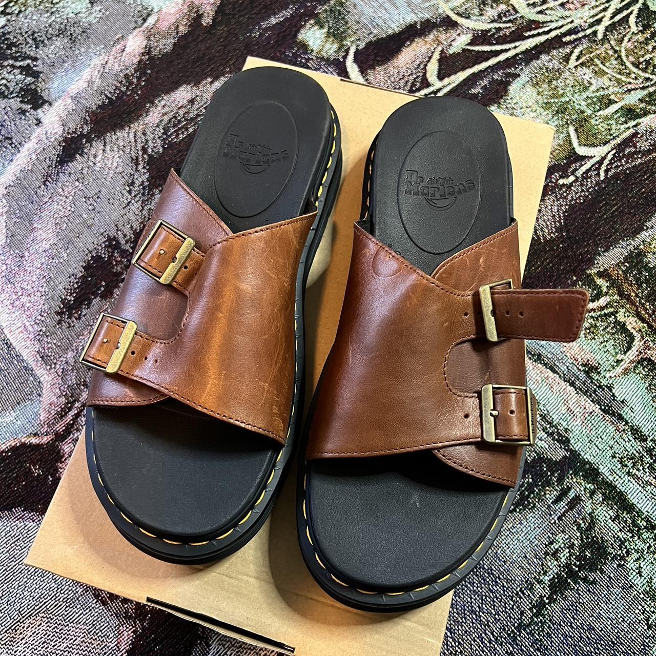 wide fit dr martens sandals