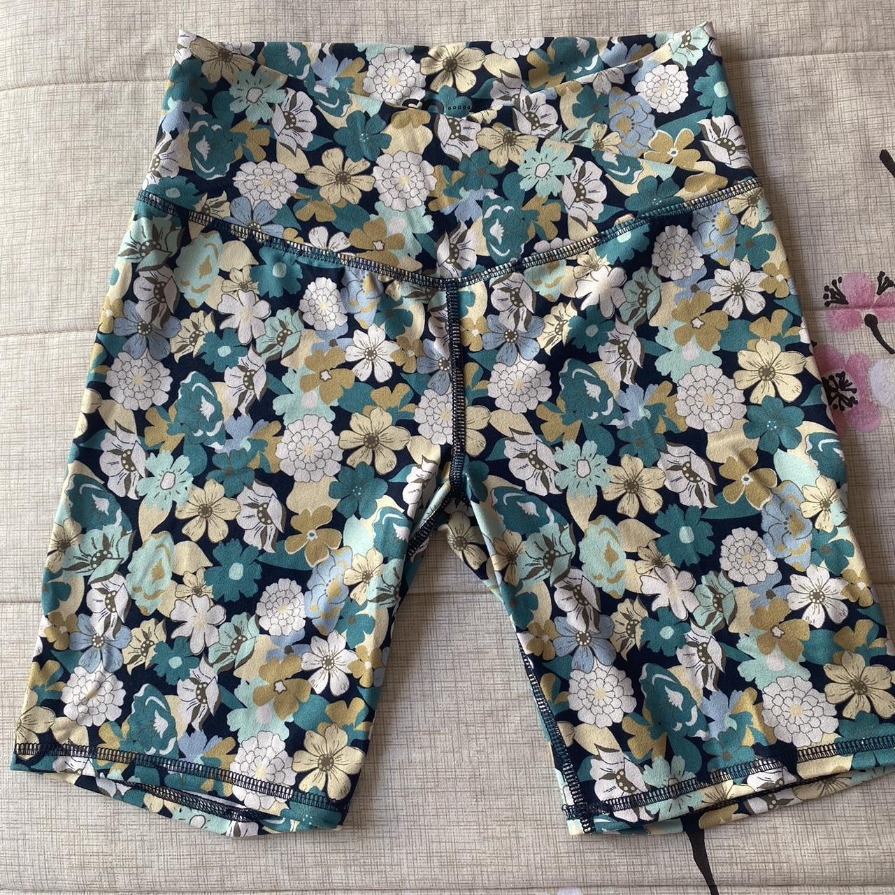 item listed by cookiicookie