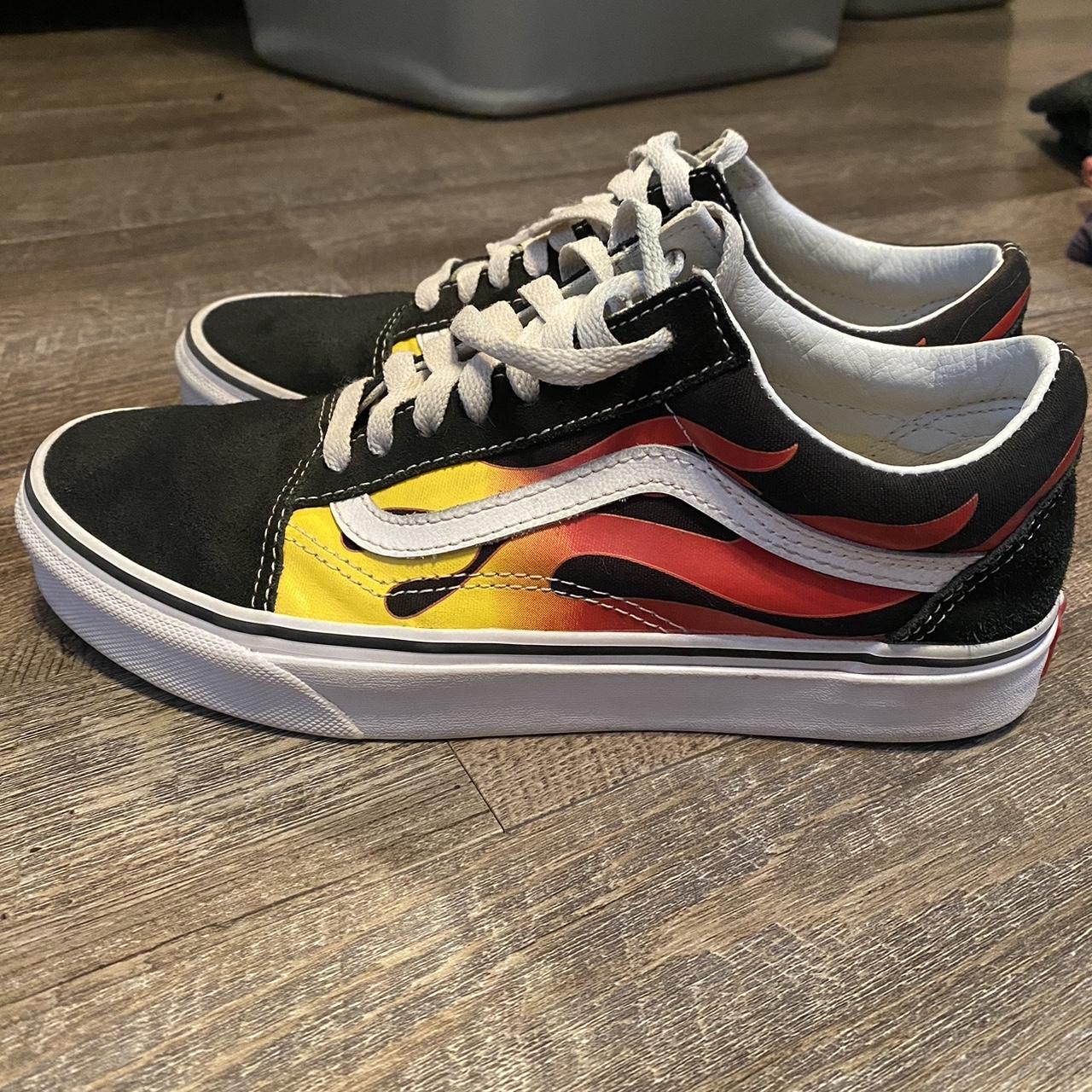 Vans old skool flames hot sale women's