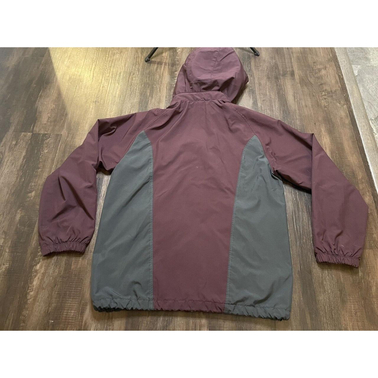 nike burgundy vest