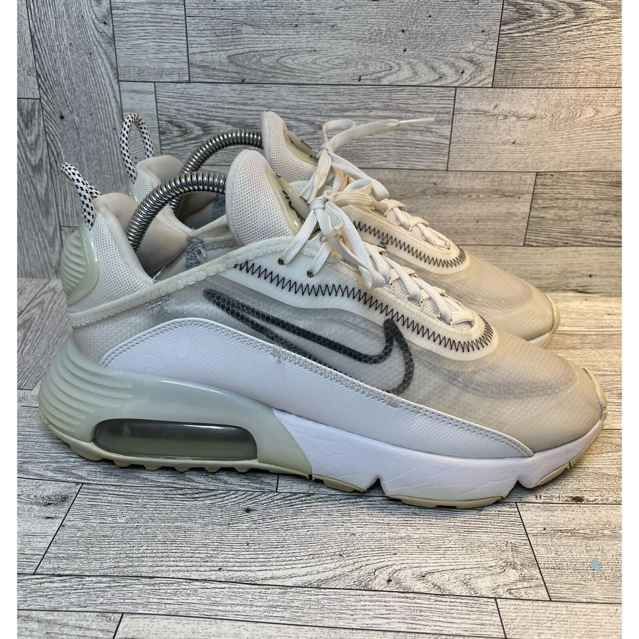 1090 nike