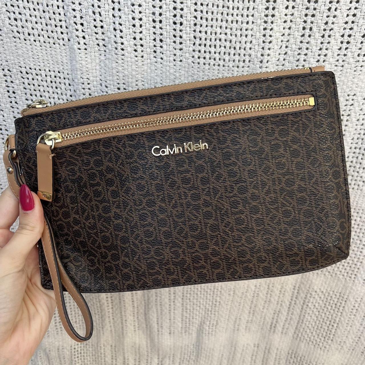 Calvin Klein Zip Around Saffiano Leather Wristlet Wallet Punch Pink :  Amazon.in: Fashion