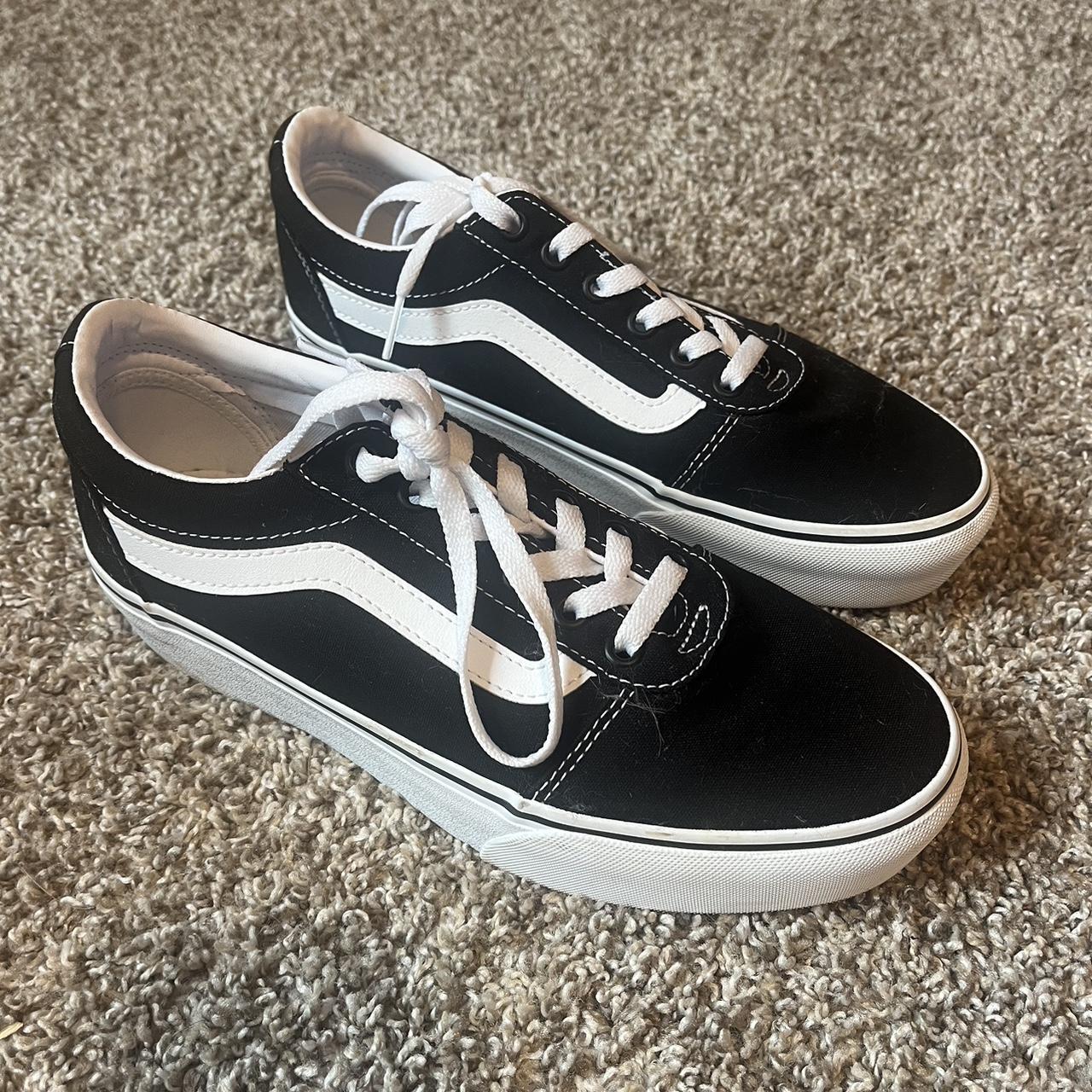 Brand new barely worn Vans Old School skating shoes!... - Depop