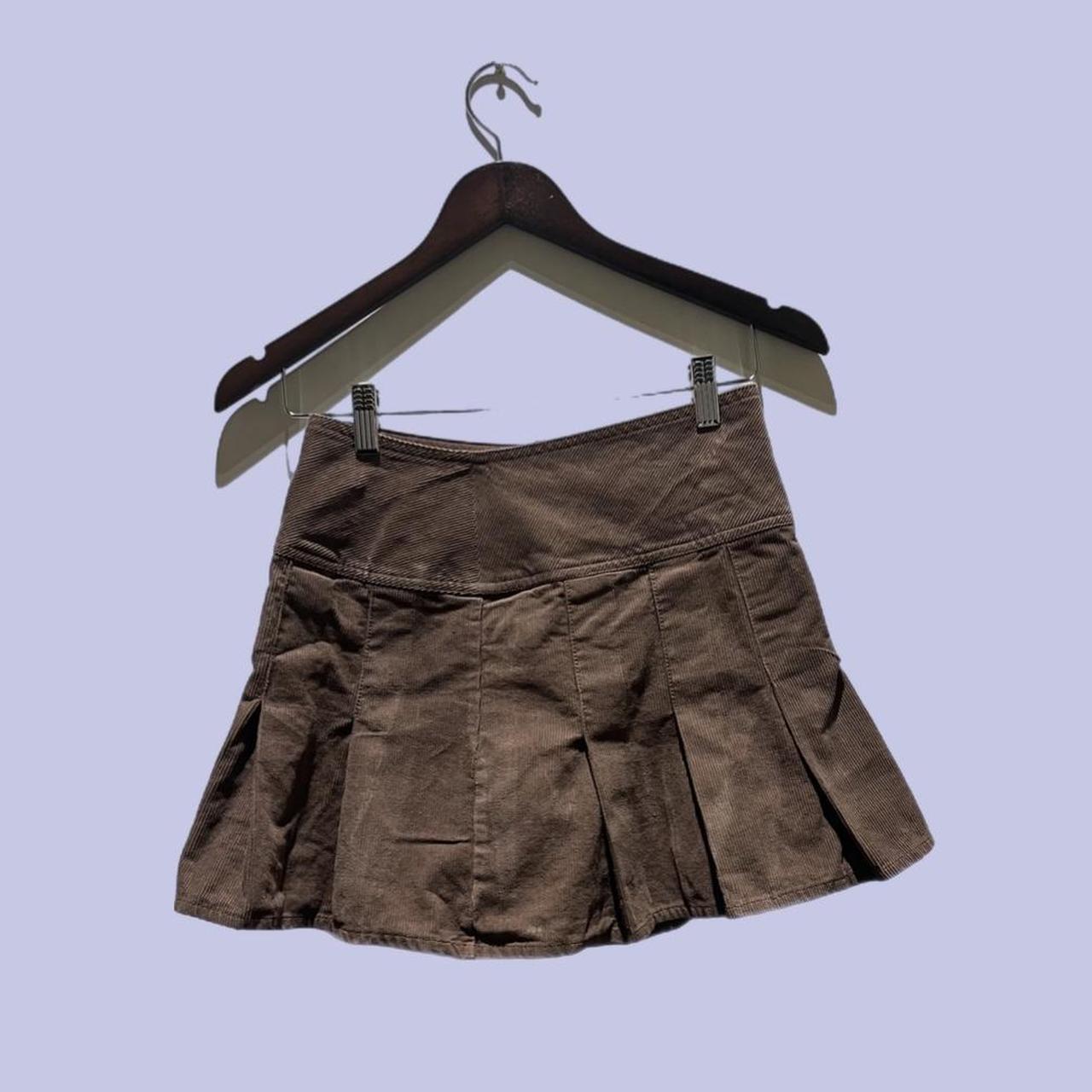 H&M brown mini skirt!! great condition, barely been... Depop