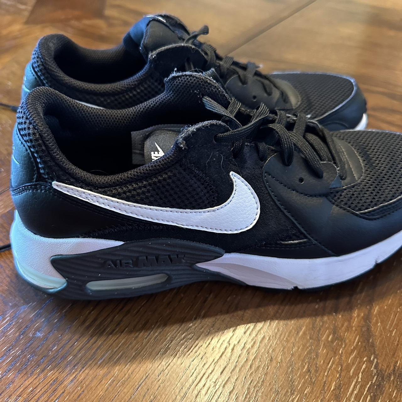 ladies nike air trainers size 4