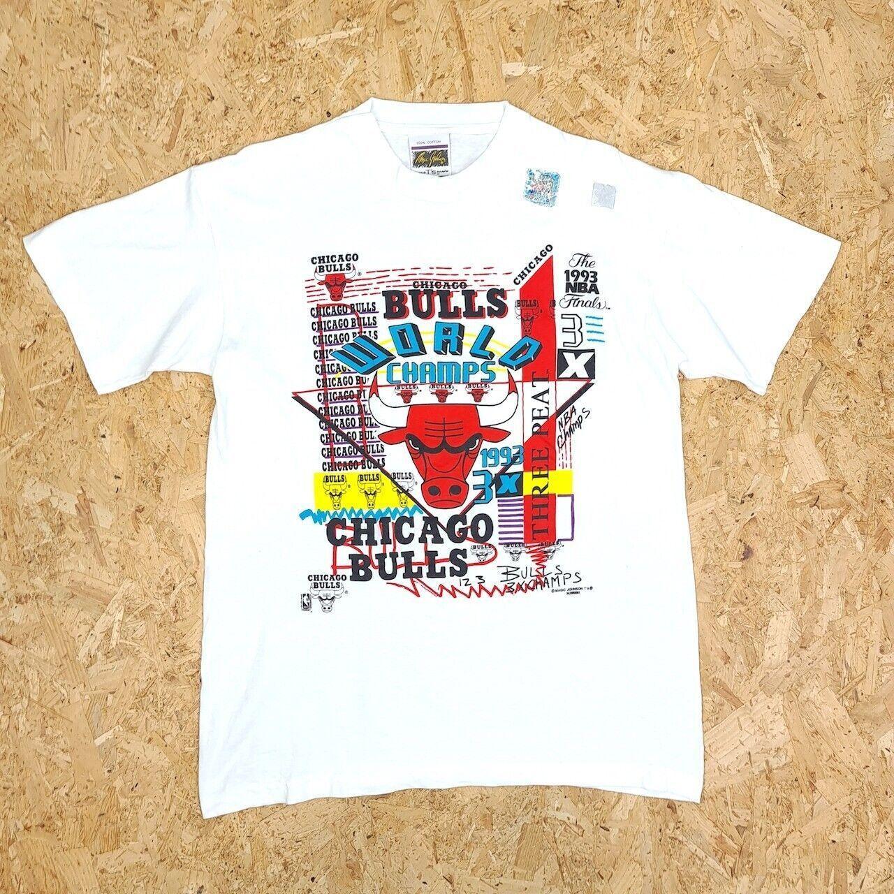 Chicago Bulls Vintage T shirt - good condition - - Depop