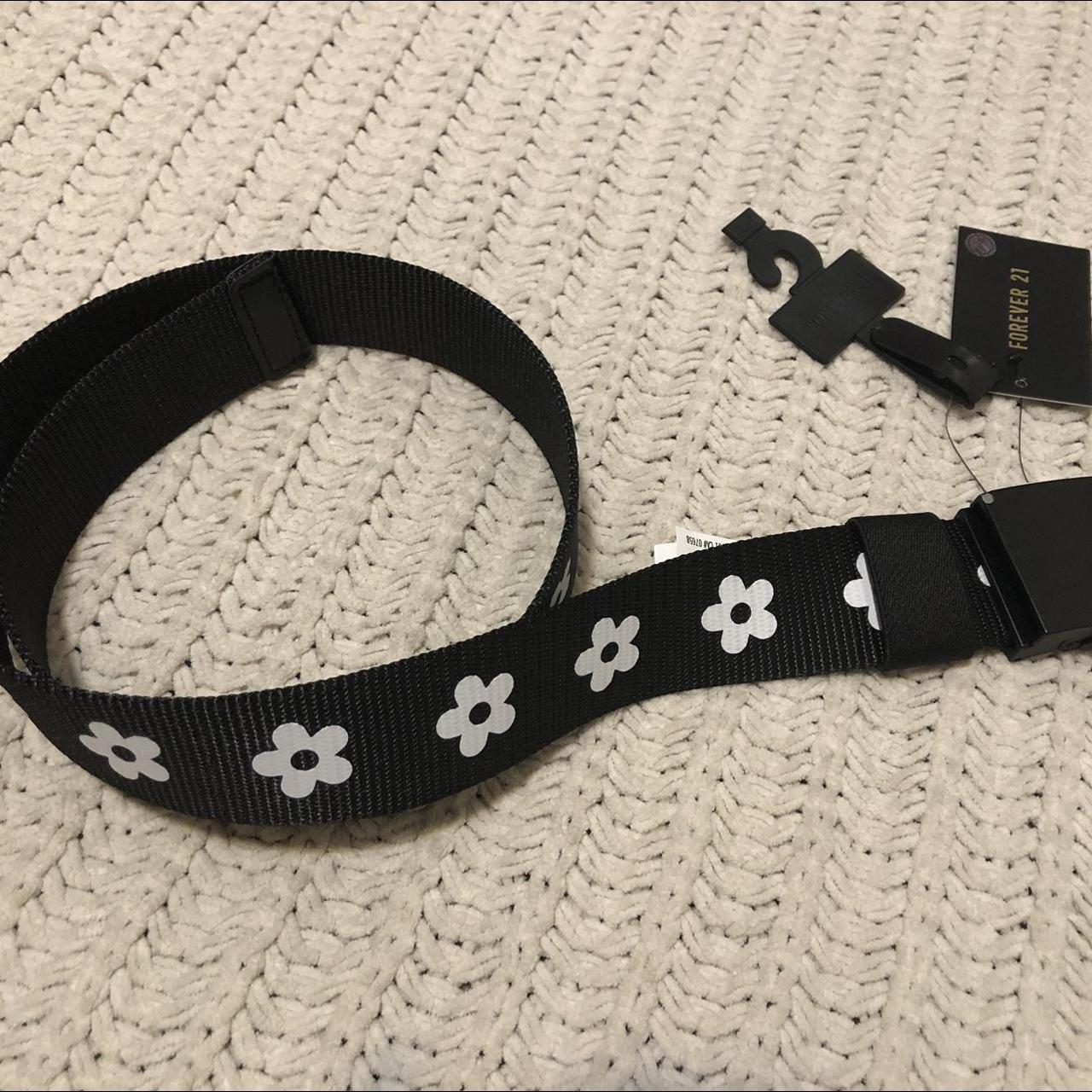 Women's Belts - FOREVER 21