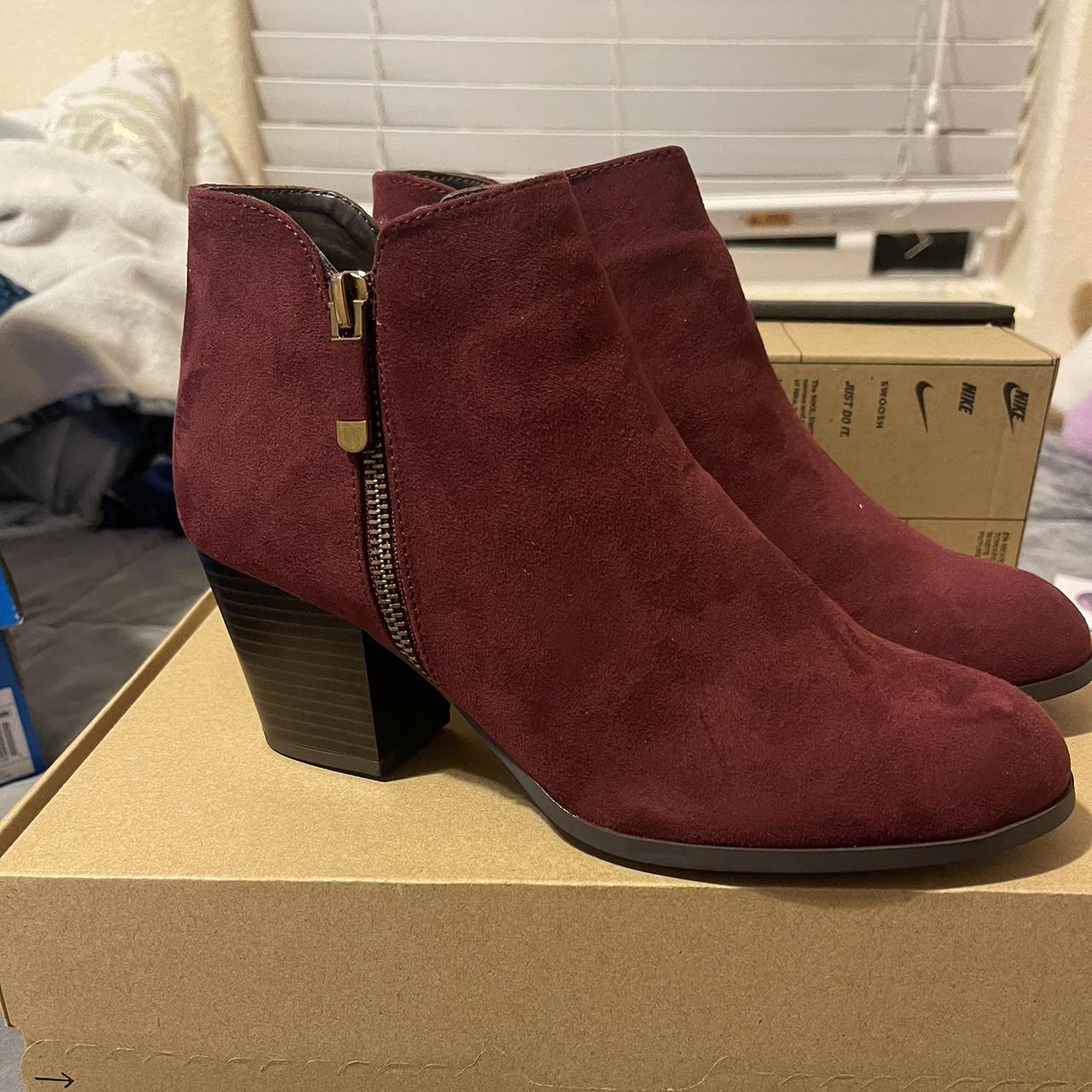 Burgundy on sale flat booties