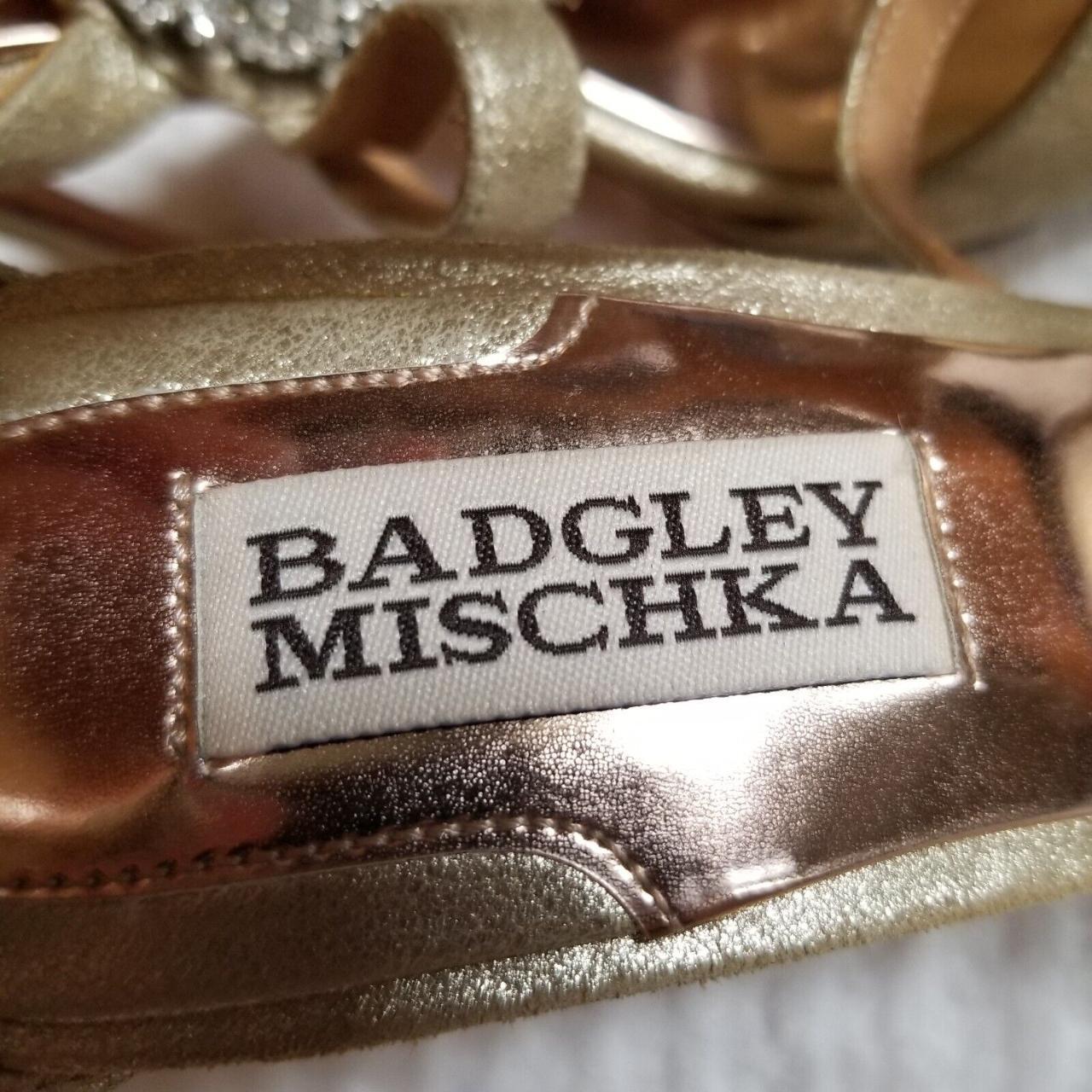 Badgley mischka tabby on sale wedge