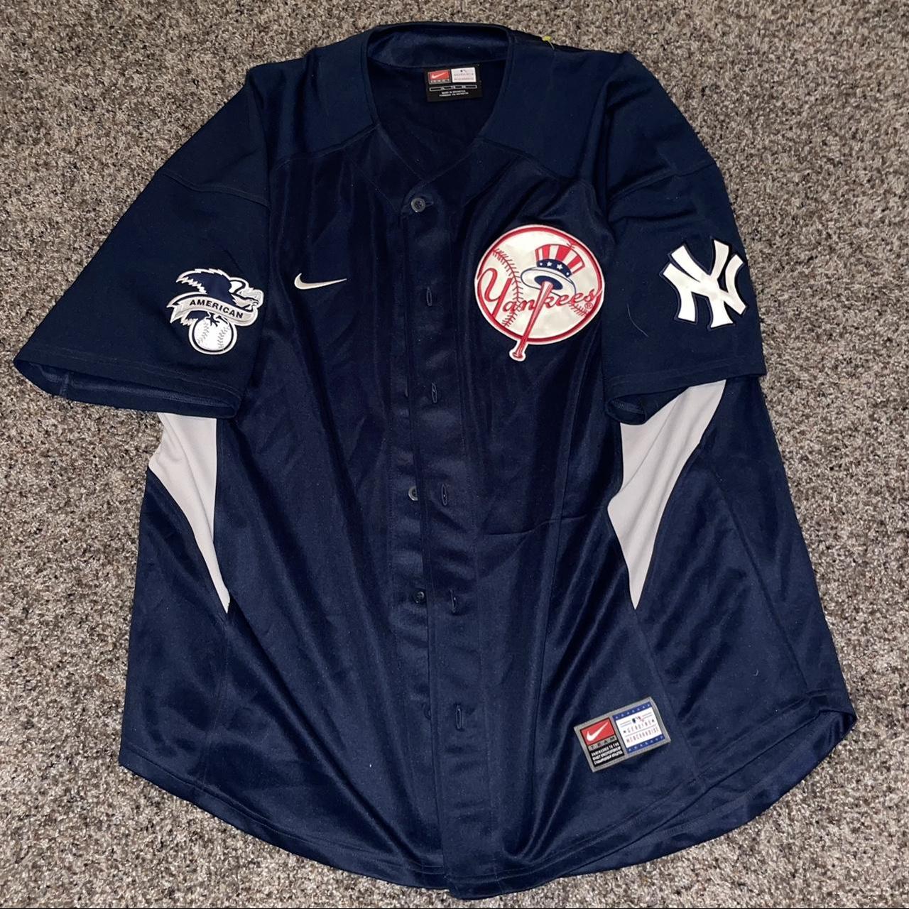 Nike Team MLB New York Yankees Men's M American - Depop