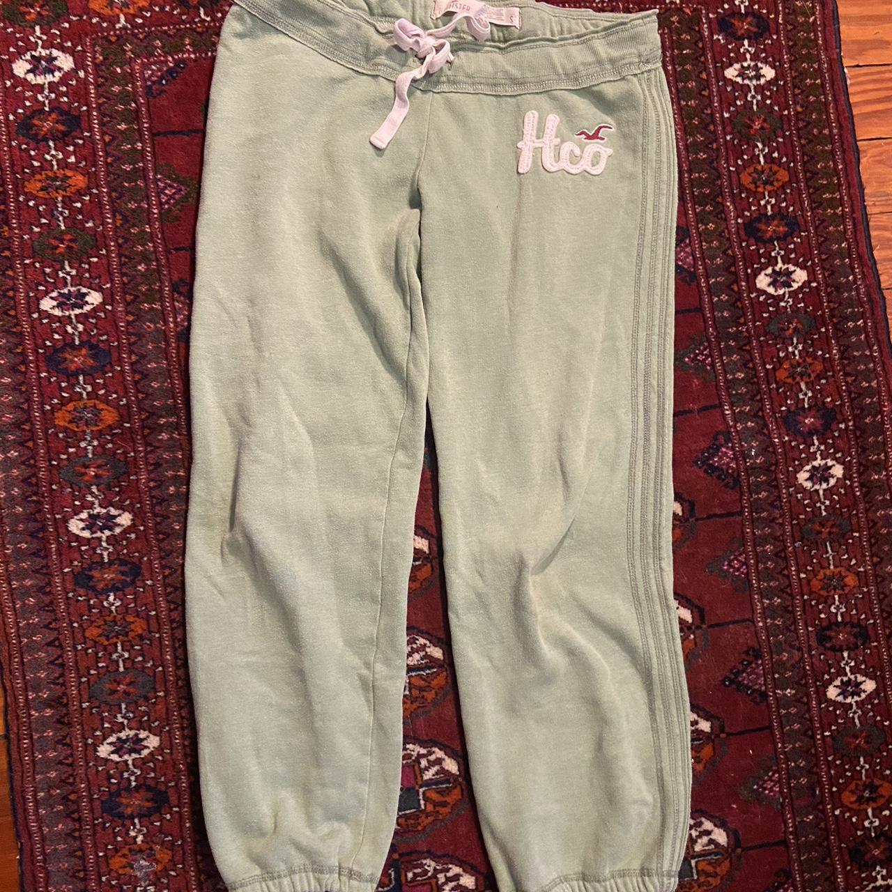 Hollister discount green sweatpants