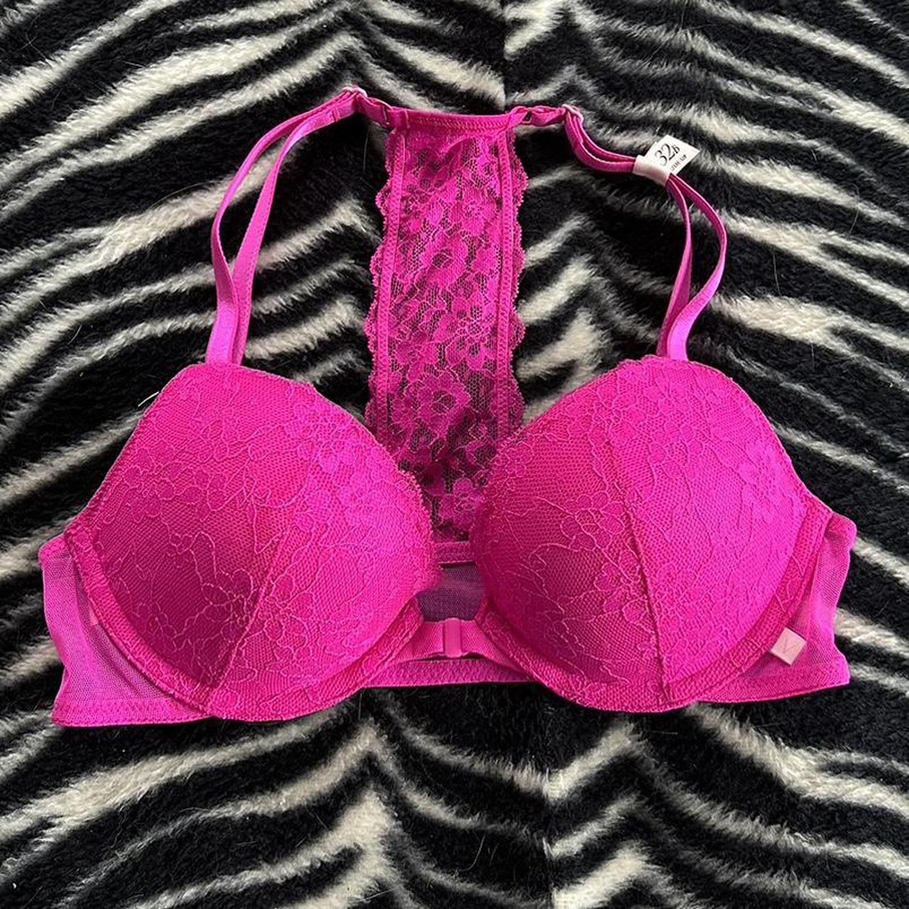 Victoria's Secret push up bra size 32D brand new - Depop