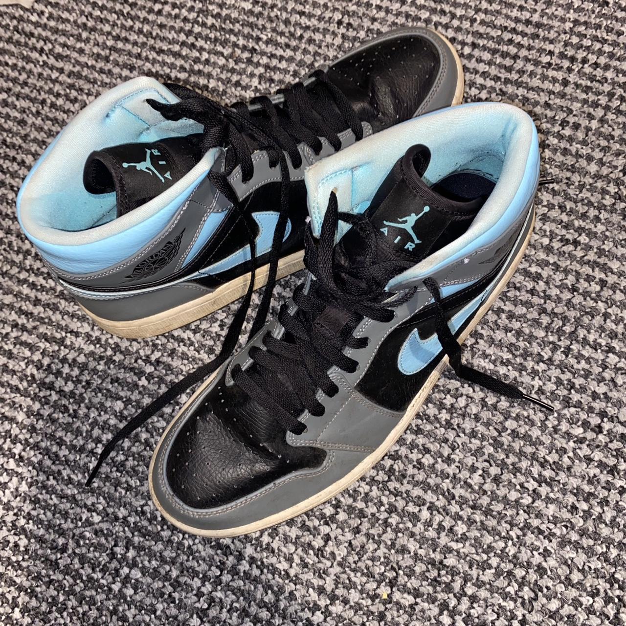 item listed by h_theseller