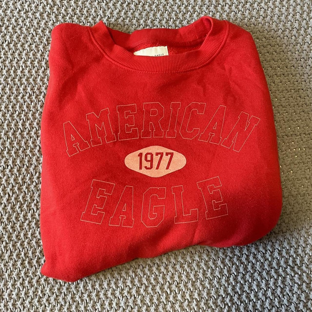 American eagle XS crewneck crewneckamericaneaglered Depop