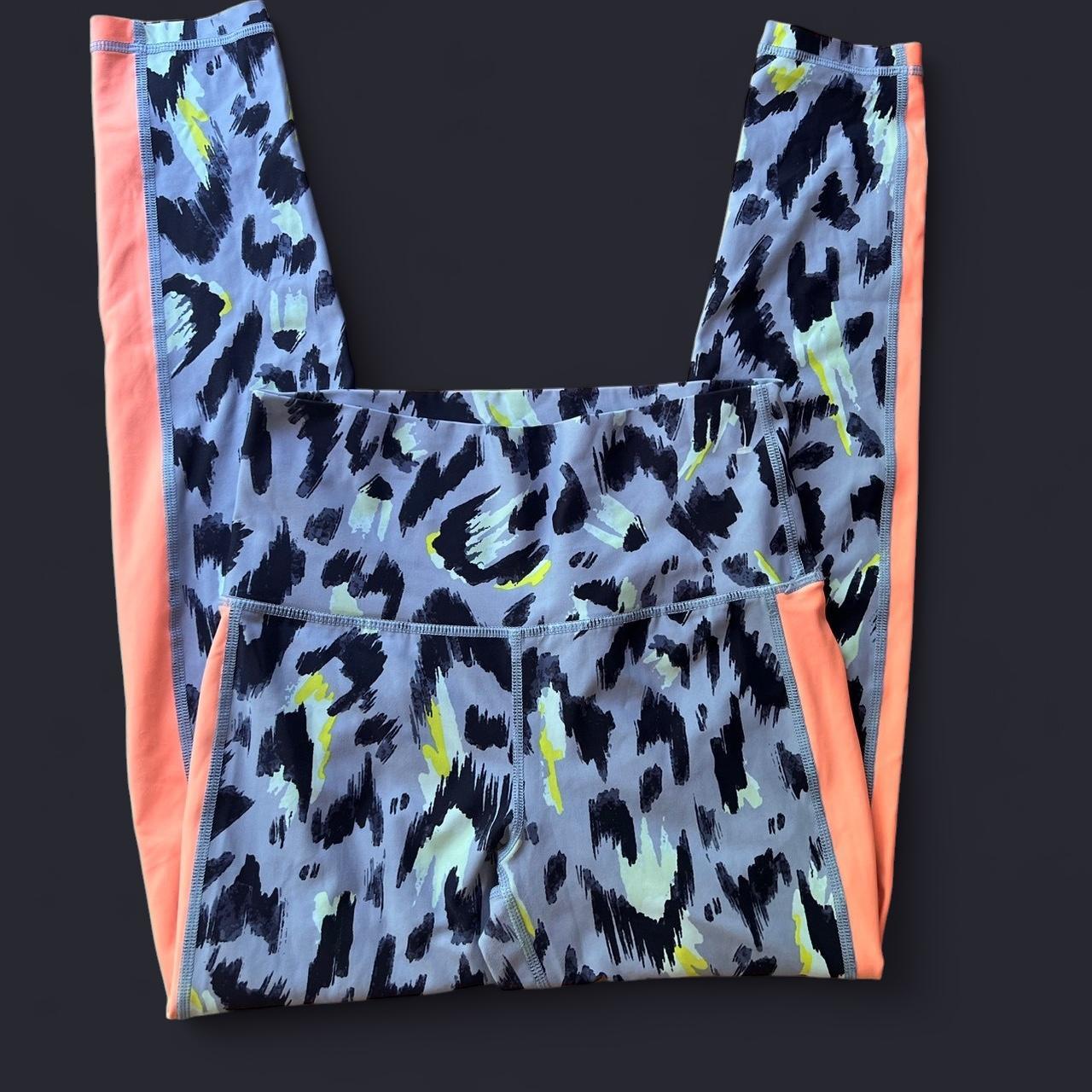 item listed by dirtypawsxo