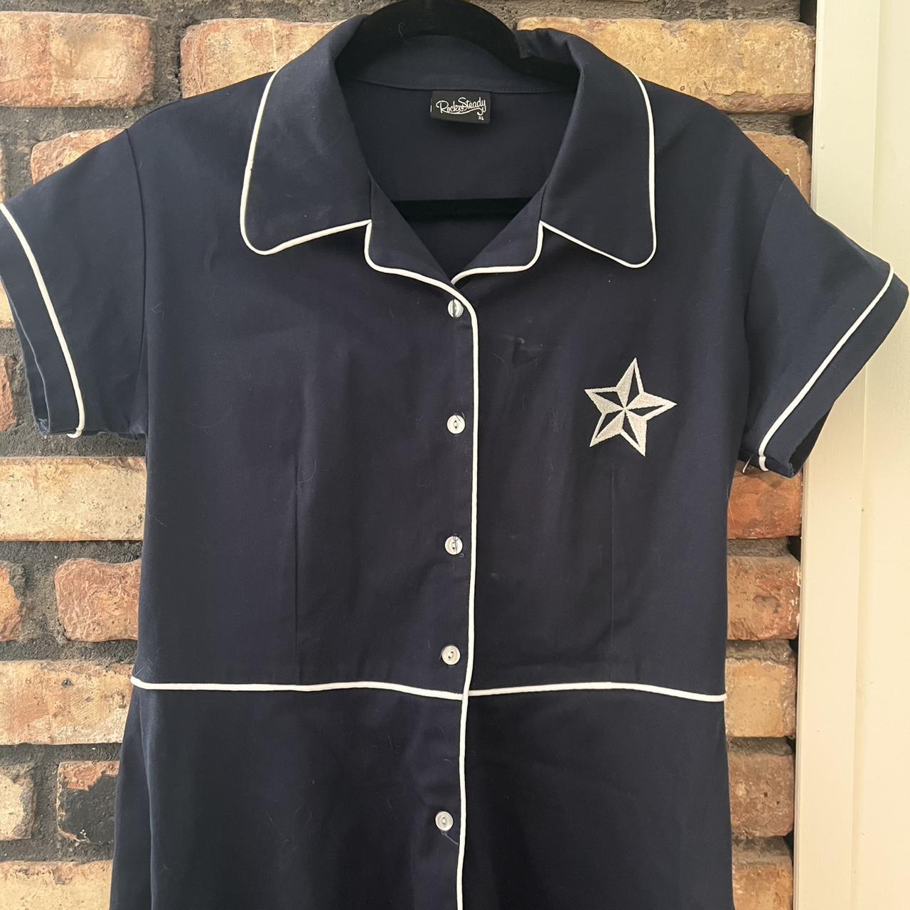 item listed by dirtypawsxo