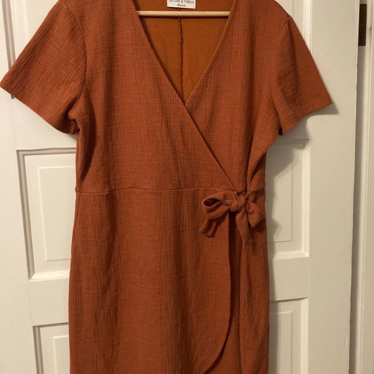 item listed by dirtypawsxo