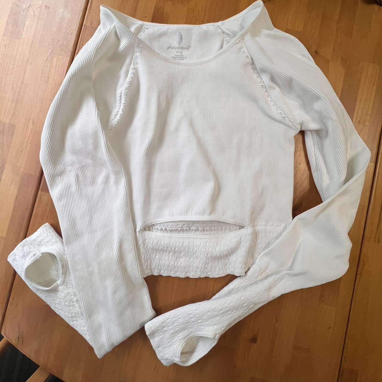 item listed by dirtypawsxo