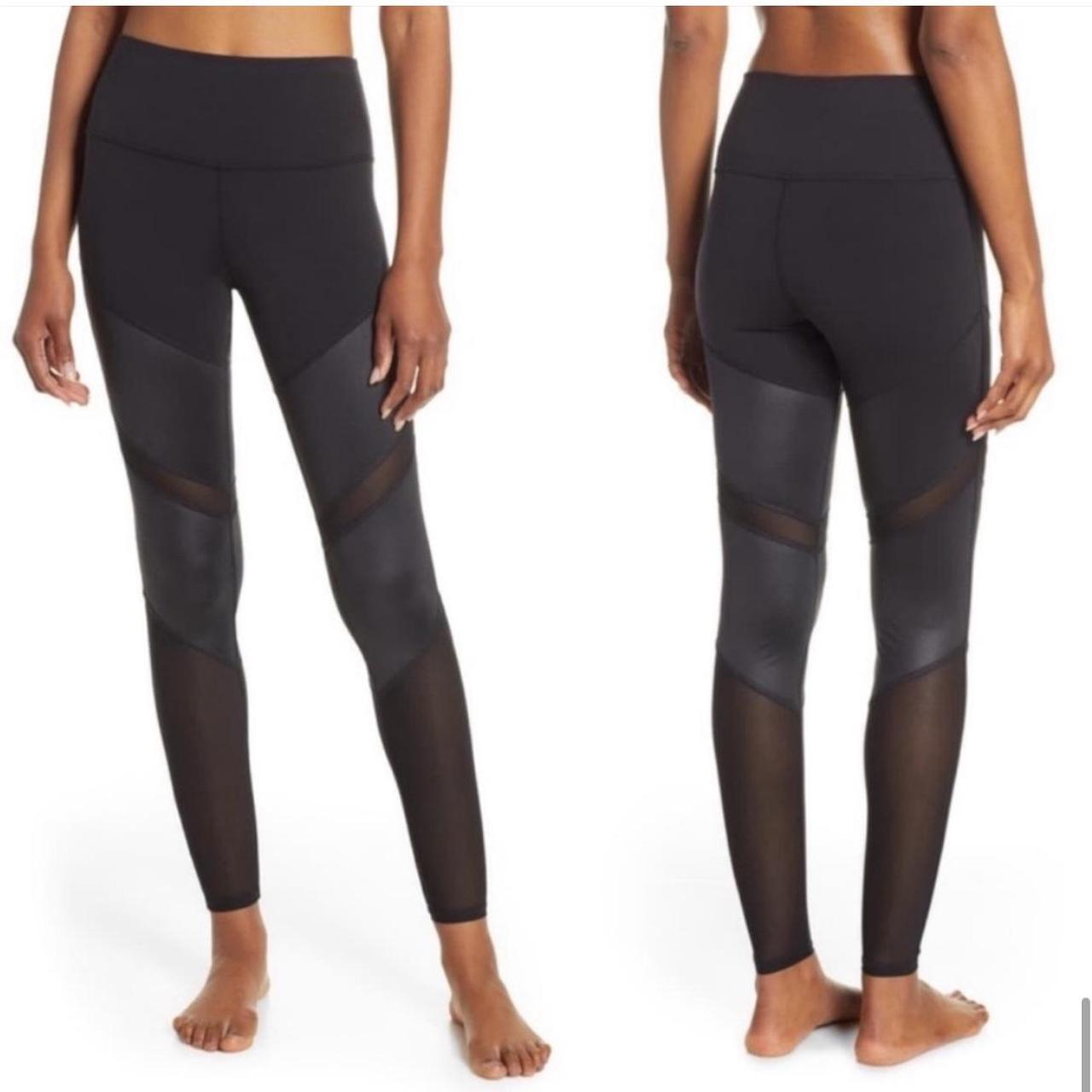 item listed by dirtypawsxo