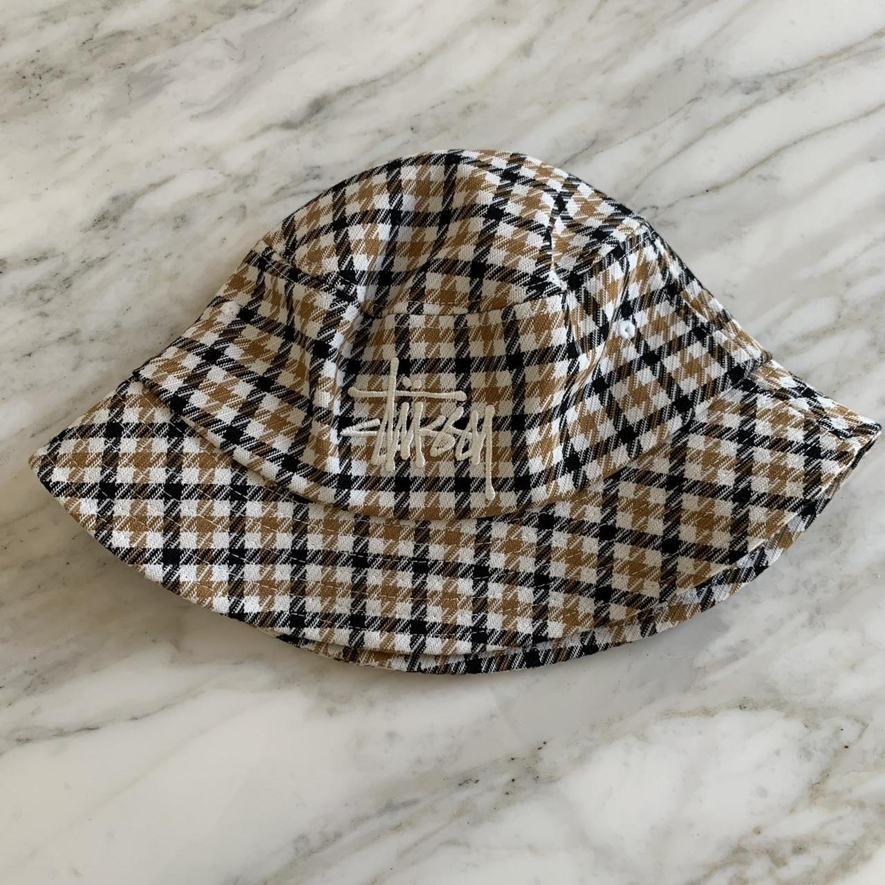 帽子 OLD STUSSY patchwork check bucket hat Stüssy big logo plaid bucket hat in color | Depop