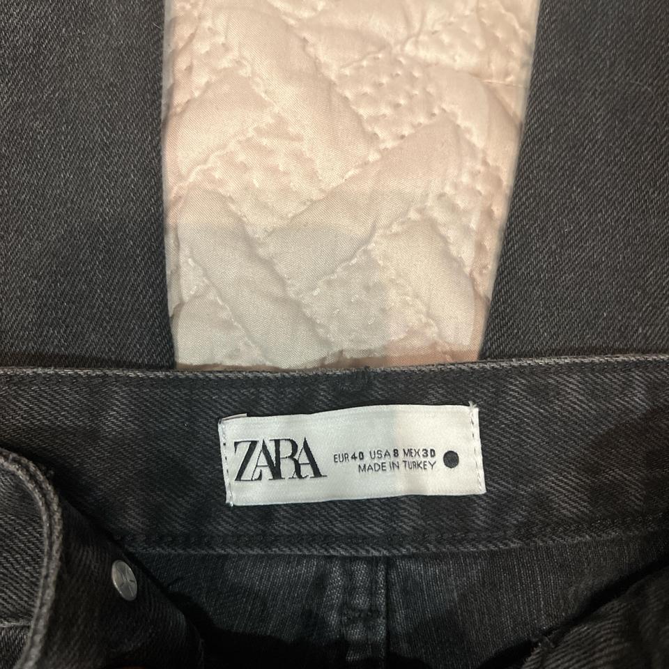 size 8 zara straight leg jeans | Depop