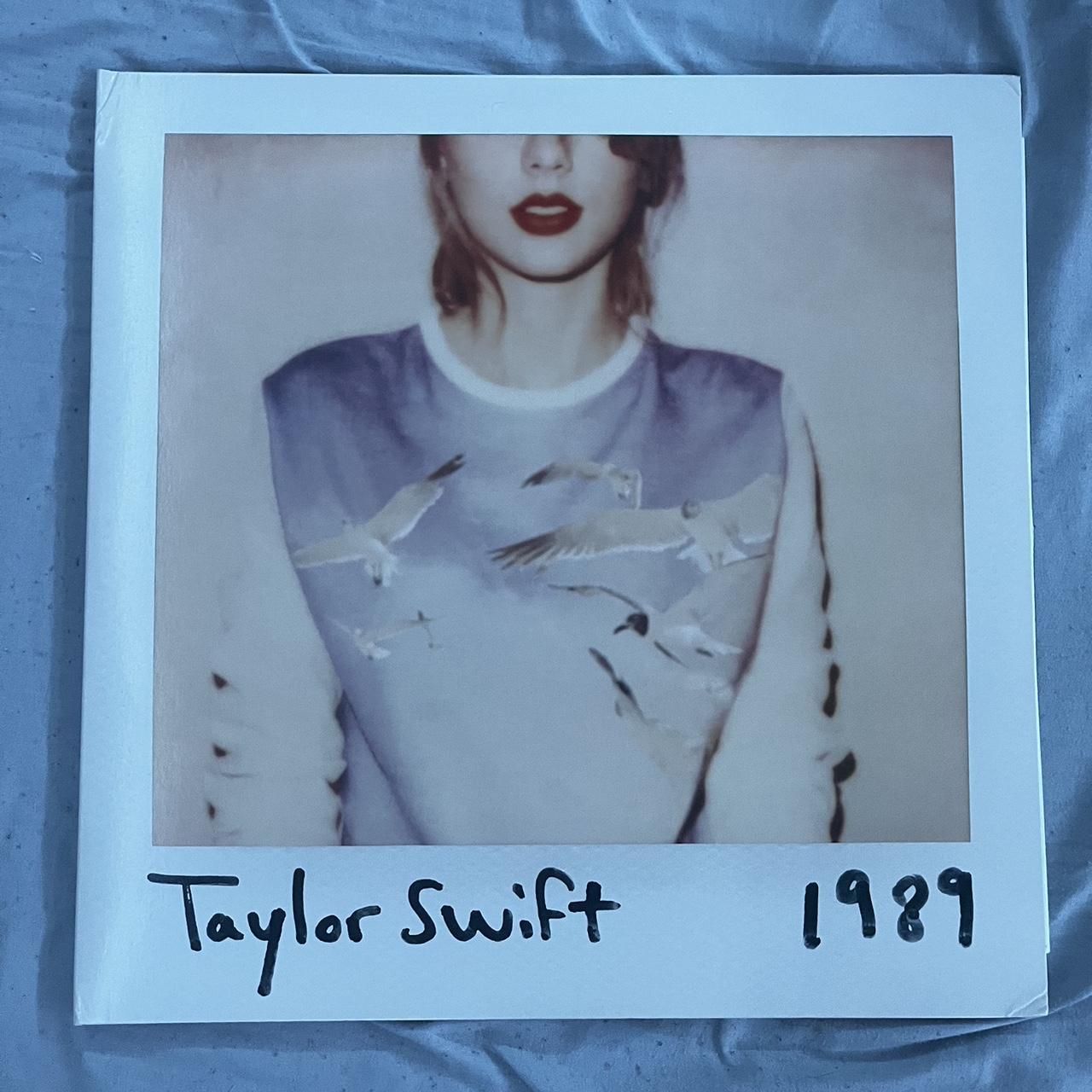 Taylor Swift’s 1989 on vinyl || pressing color:...