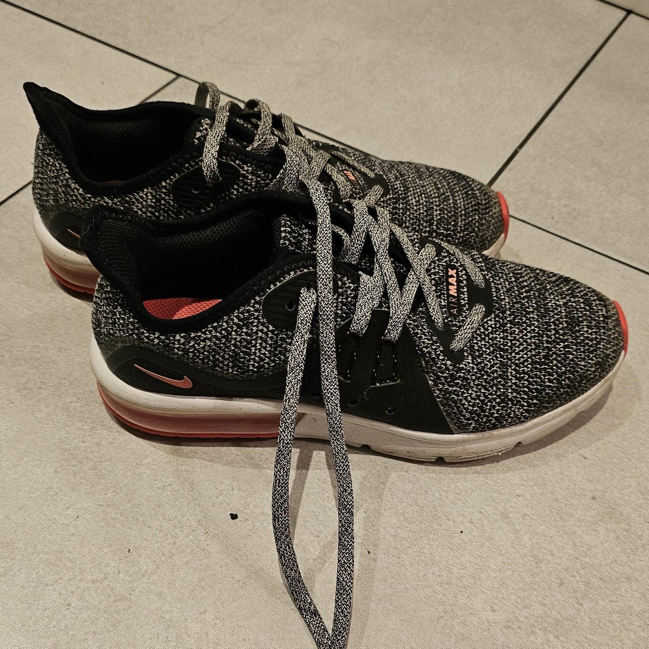 jd girls nike trainers