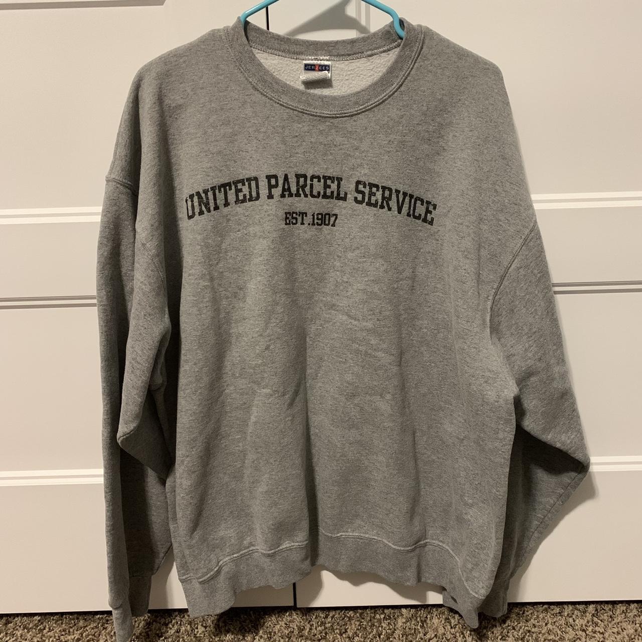 Jerzees Men's Grey Jumper | Depop