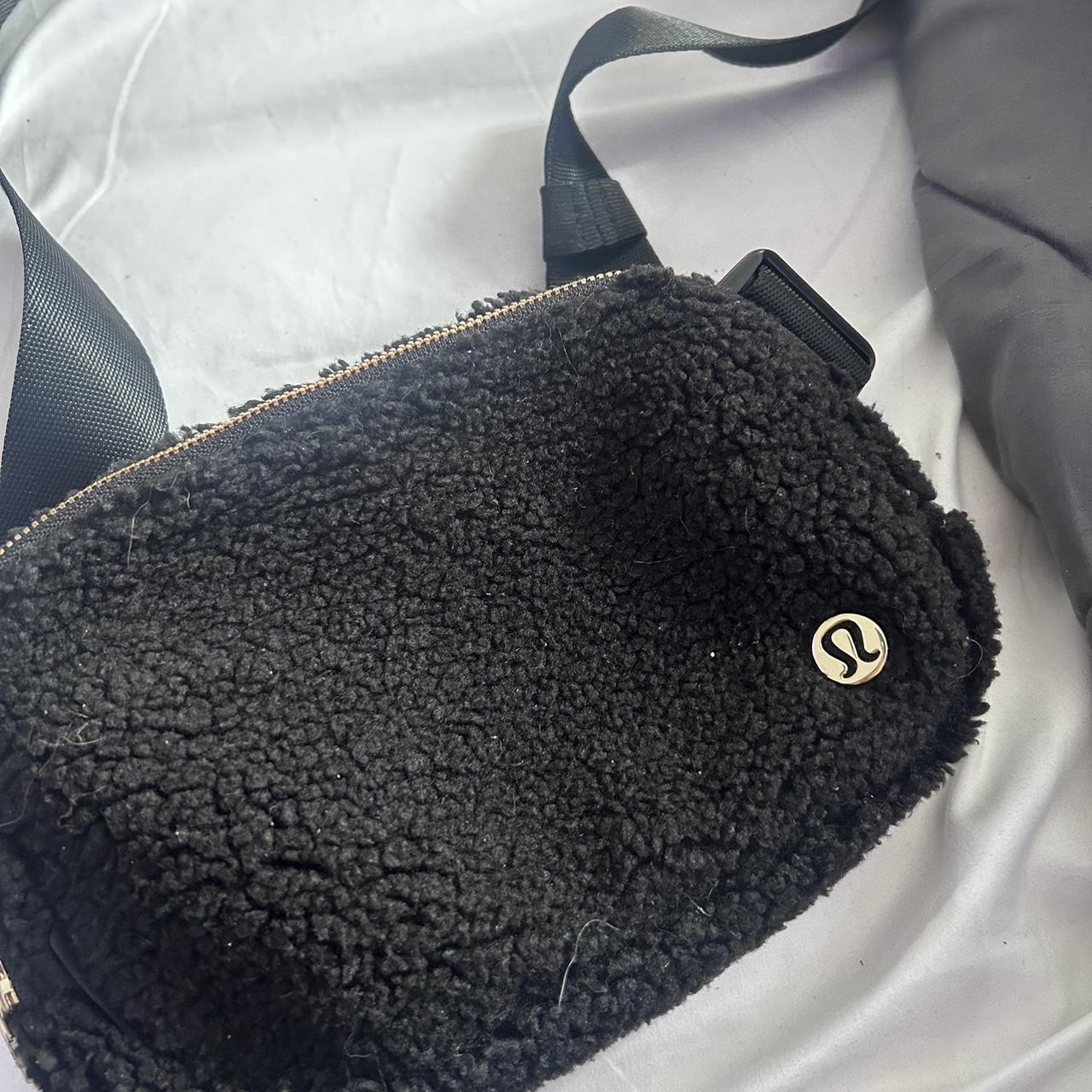 Lululemon Everywhere belt bag Fleece black buy