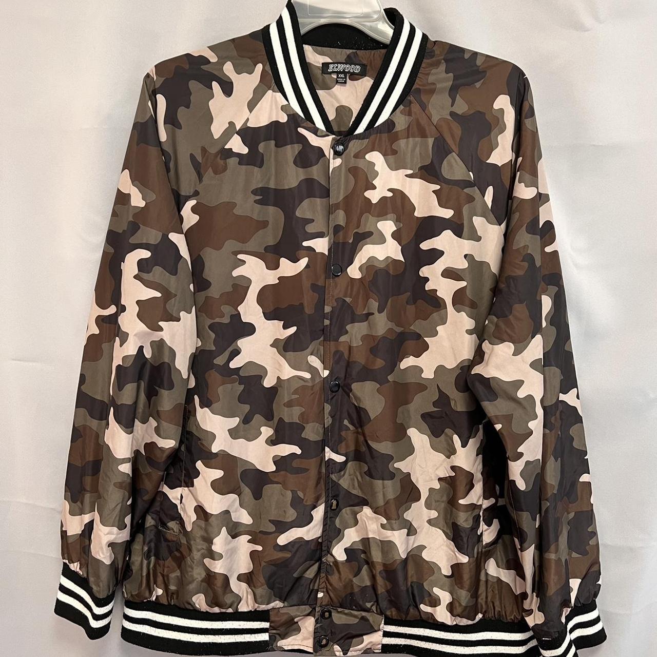 Men's Black and Green Jacket Depop