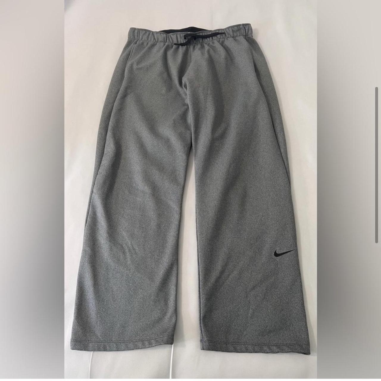 Grey Nike sweatpants, size medium - Depop