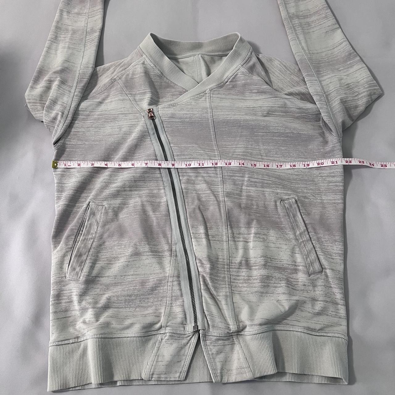 LULULEMON Women's 8 Mula Bundle Wrap' Jacket Gray - Depop
