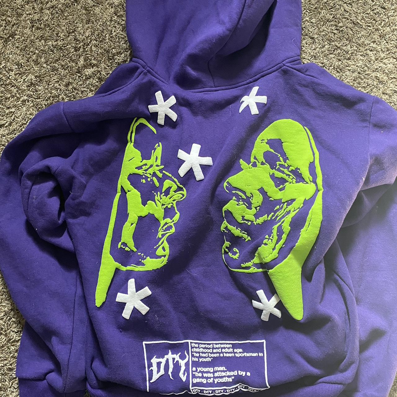 depop nike hoodie