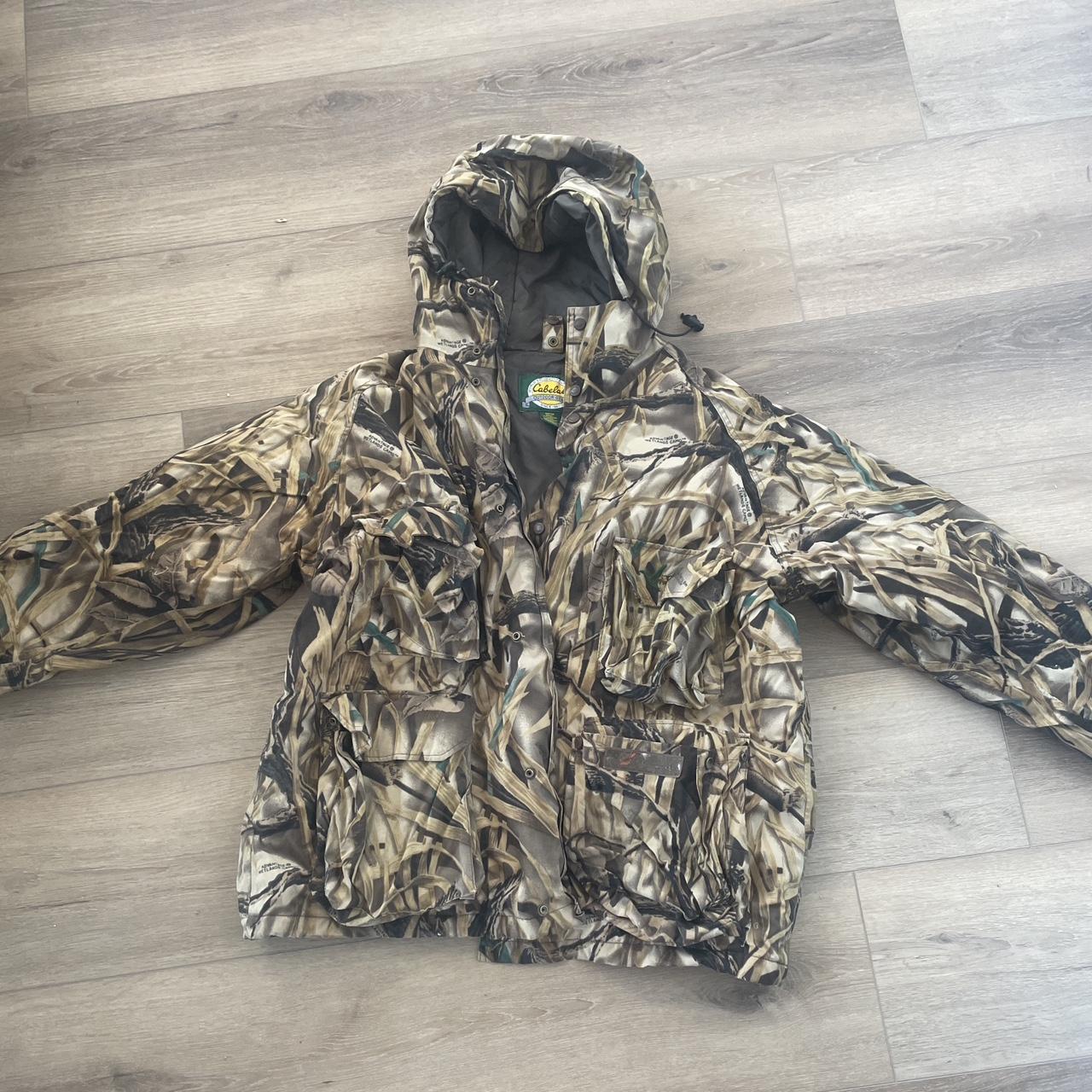 Vintage camo heavy duty coat with 4 large pockets in... - Depop