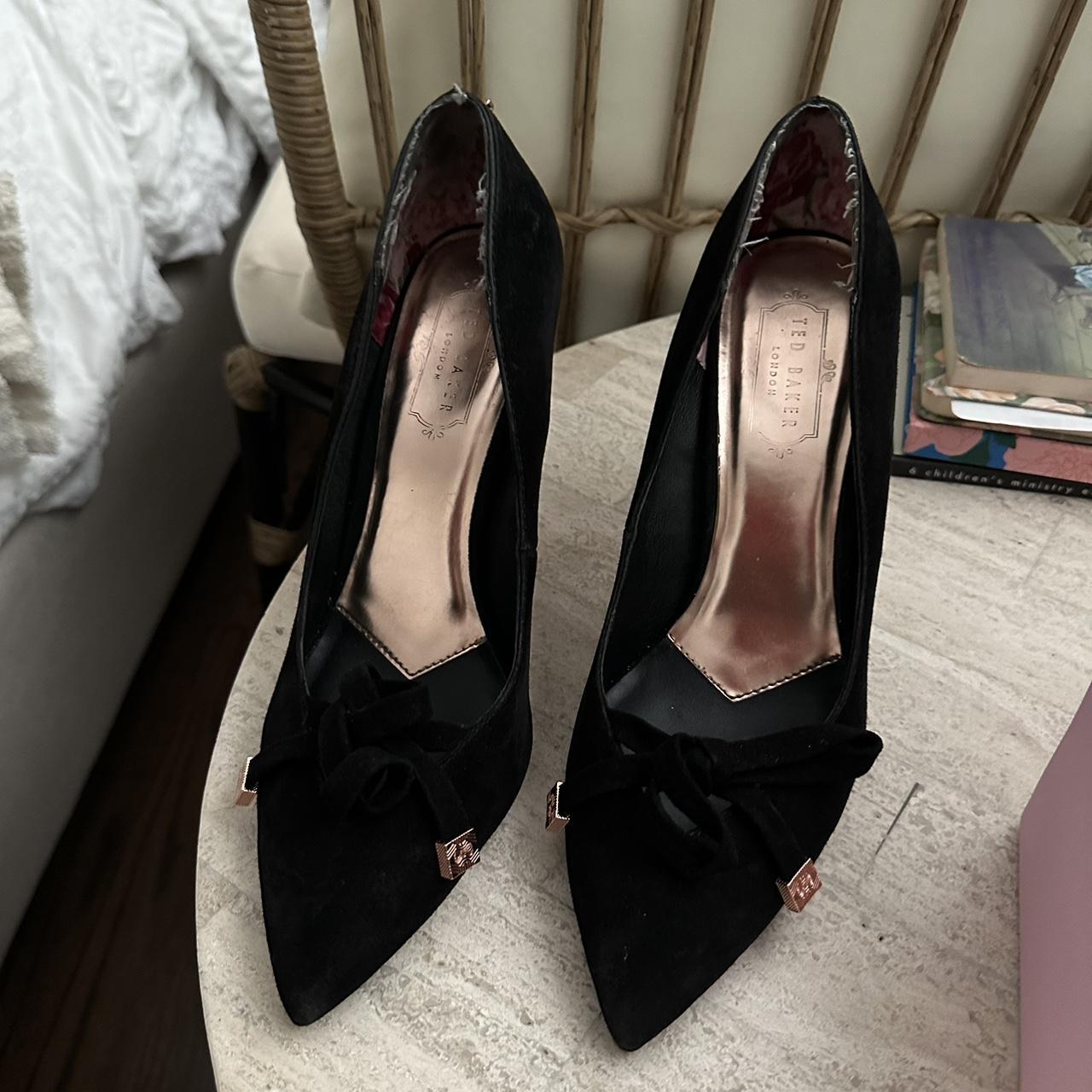 Black heels ted outlet baker