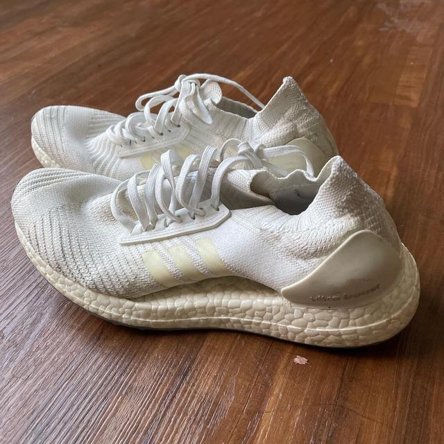 Adidas white training shoes popcorn sponge adidas Depop